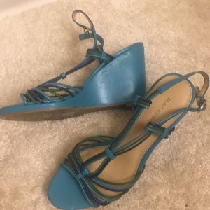 Cute gently used, sandels with 3 inch heel.